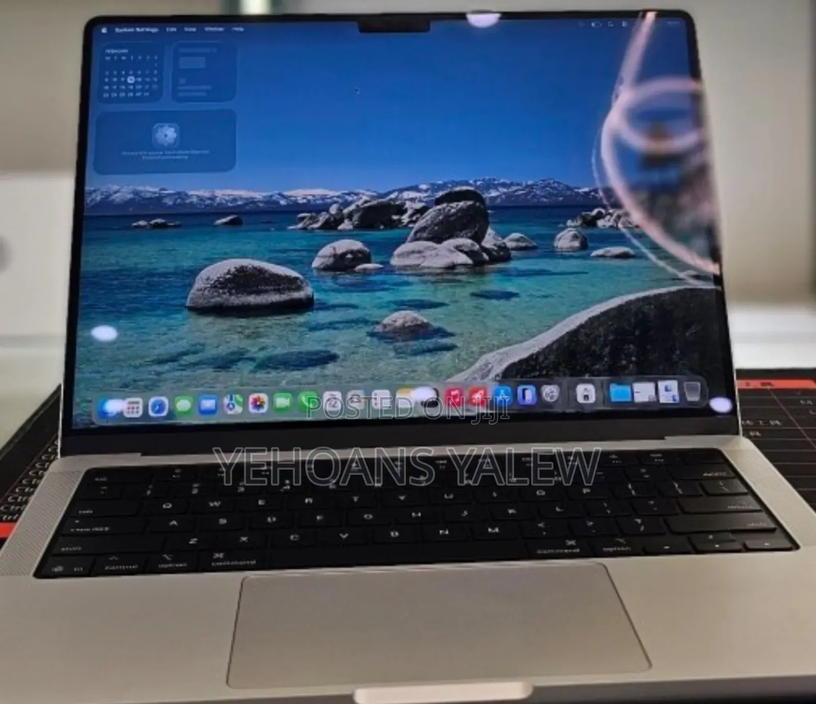 New Laptop Apple Macbook Pro 2025 M5 14-inch 16GB Apple M5 SSD 512GB