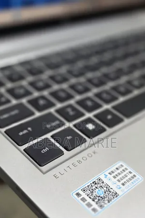 New Laptop HP EliteBook 640 G9 8GB Intel Core i7 SSD 512GB