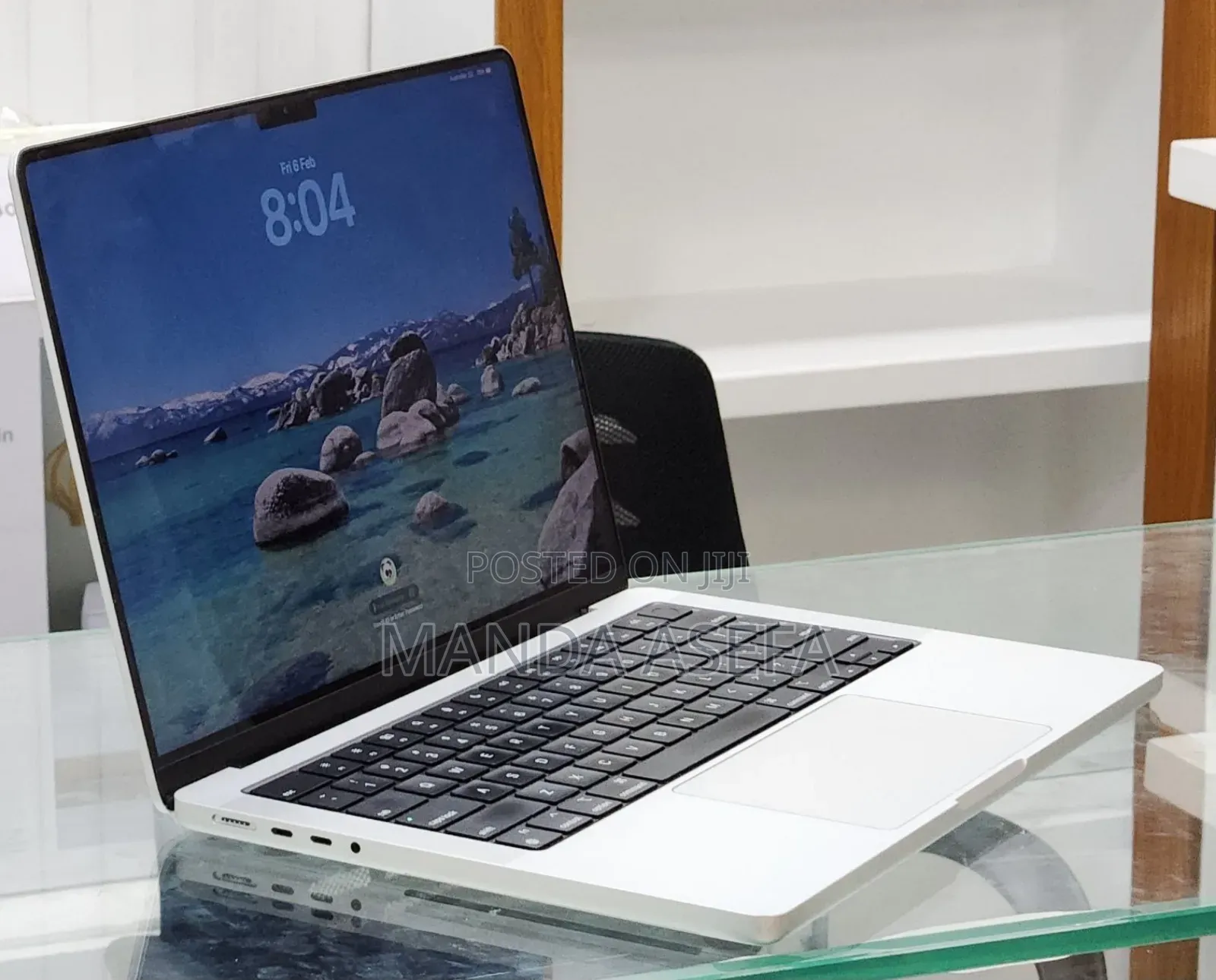 New Laptop Apple MacBook Pro M1 16GB Apple M1 Pro SSD 512GB