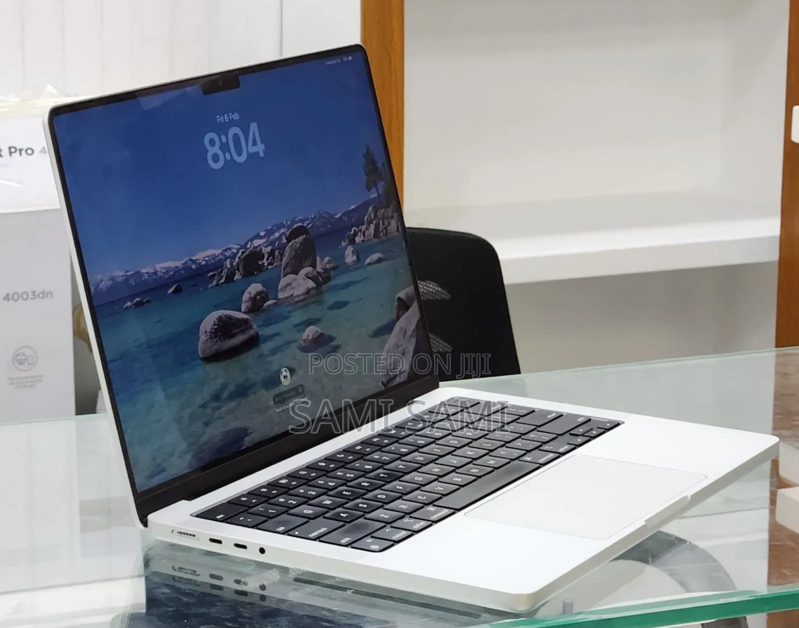 New Laptop Apple MacBook Pro M1 16GB Apple M1 Pro SSD 512GB