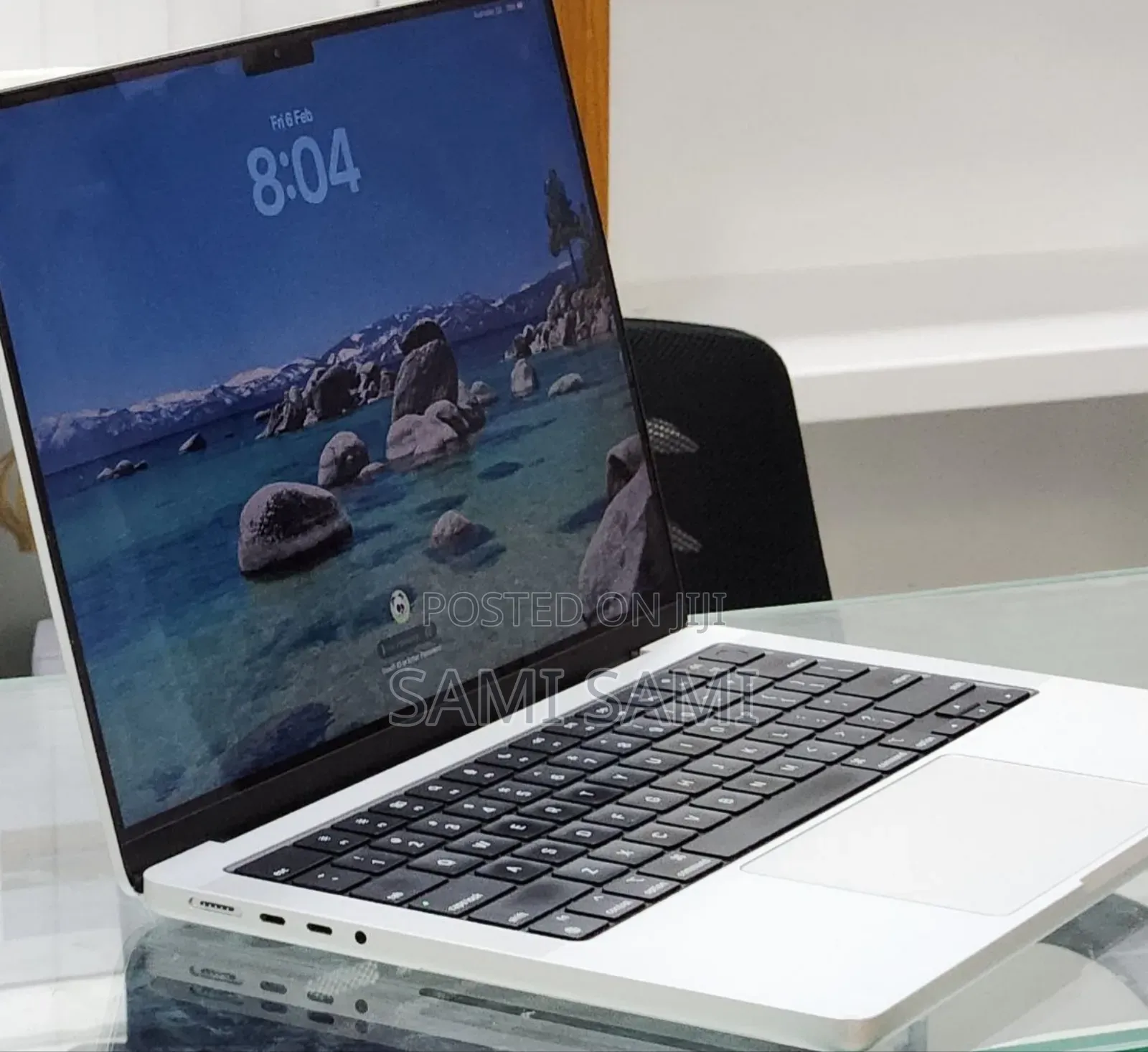 New Laptop Apple MacBook Pro M1 16GB Apple M1 Pro SSD 512GB