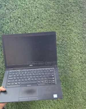 New Laptop Dell Inspiron 15 8GB Intel Core i5 SSD 256GB