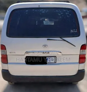 Toyota HiAce 2008 Silver