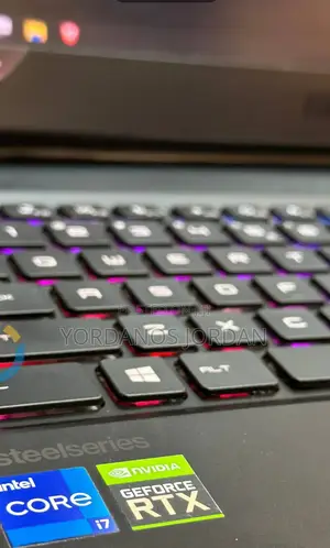New Laptop MSI GP75 Leopard 16GB Intel Core i7 SSD 1T