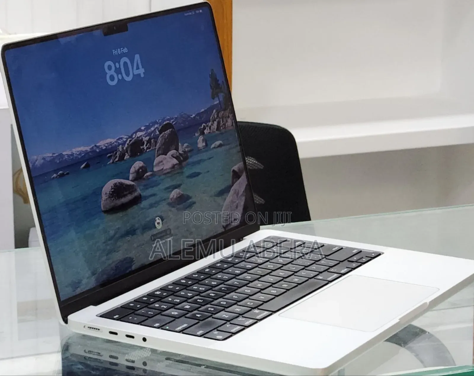 New Laptop Apple MacBook Pro M1 16GB Apple M1 Pro SSD 512GB