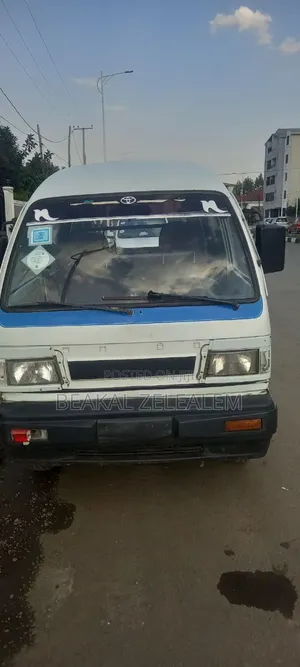 Daihatsu Hijet 2014 White