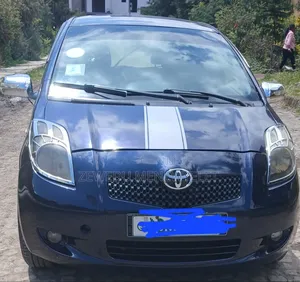 Toyota Yaris 1.3 2005 Blue