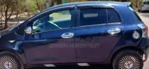 Toyota Yaris 1.3 2005 Blue