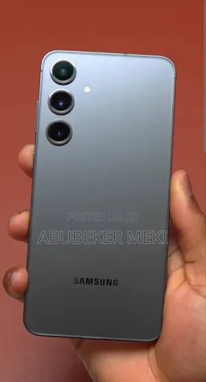 New Samsung Galaxy S24 256 GB Black