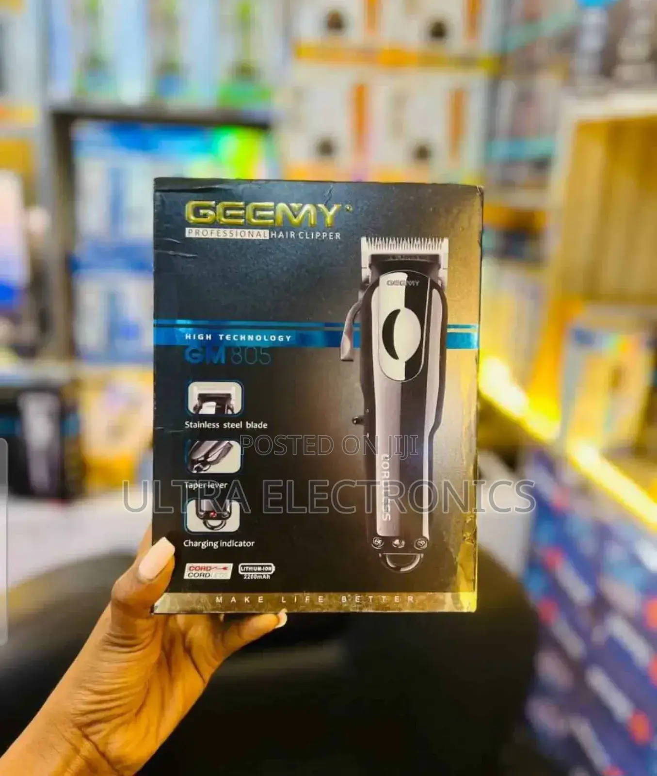 የፀጉር ማሽን Geemy Professional Hair Clipper. It Features Stainless Steel
