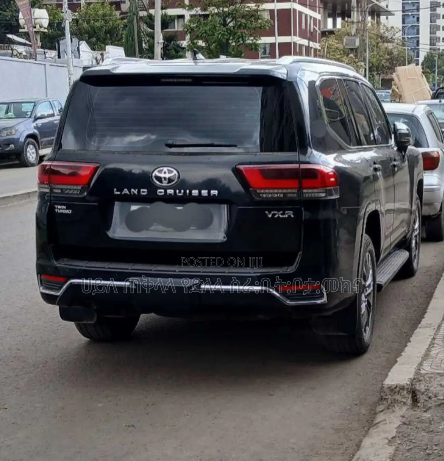 Toyota Land Cruiser 2022 Maroon