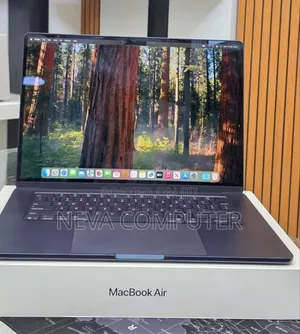 New Laptop Apple MacBook Air 2025 M4 15-inch 16GB Apple M4 SSD 256GB