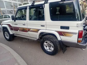 Toyota Land Cruiser 2020 Off white