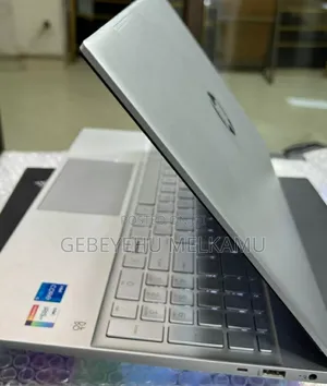 New Laptop HP Pavilion 15 8GB Intel Core i5 SSD 512GB