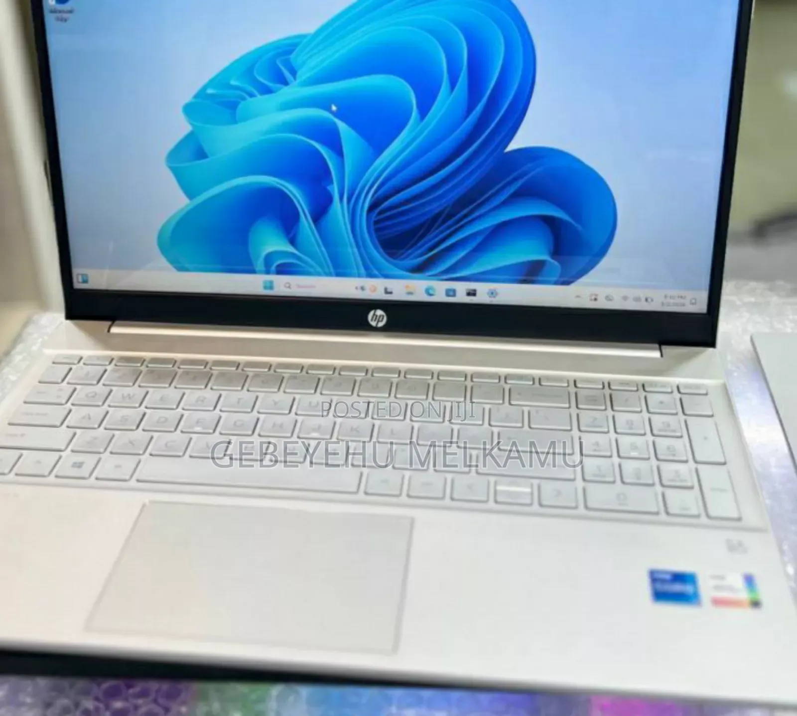 New Laptop HP Pavilion 15 8GB Intel Core i5 SSD 512GB