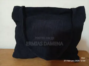 Women Bag With Zip