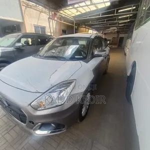New Suzuki Dzire 2023 Silver