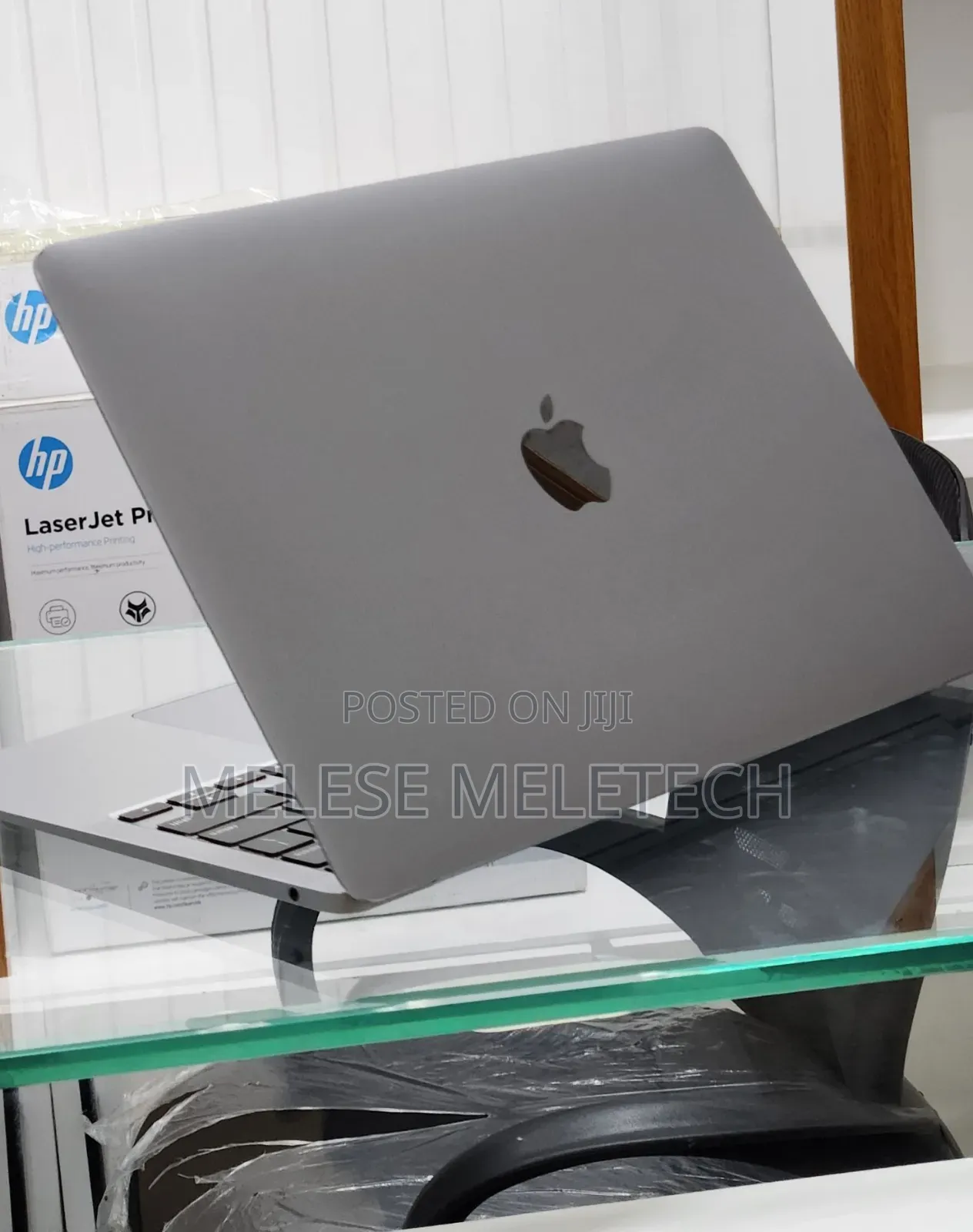 New Laptop Apple MacBook Air 8GB Intel Core i3 SSD 256GB