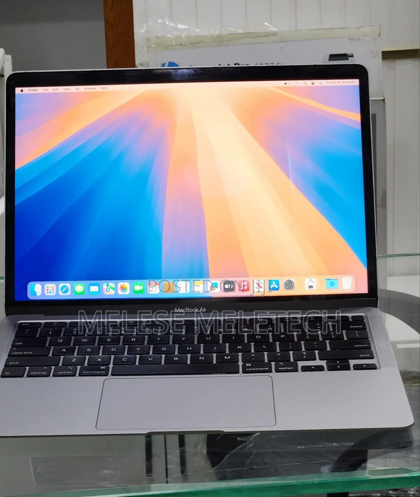 New Laptop Apple MacBook Air 8GB Intel Core i3 SSD 256GB