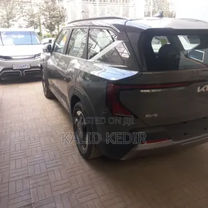 New Kia EV5 2024 Gray