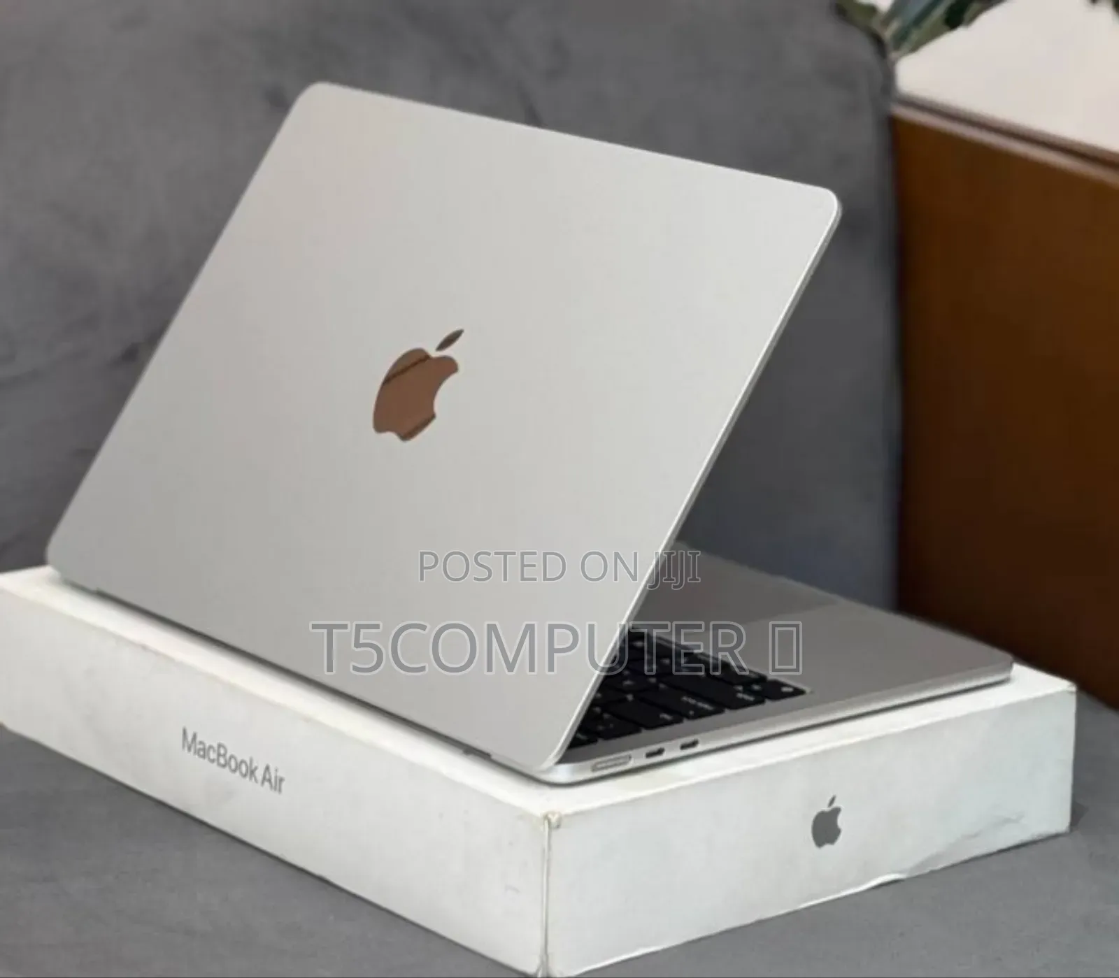 New Laptop Apple MacBook Air 2025 M4 13-inch 16GB Apple M4 SSD 256GB