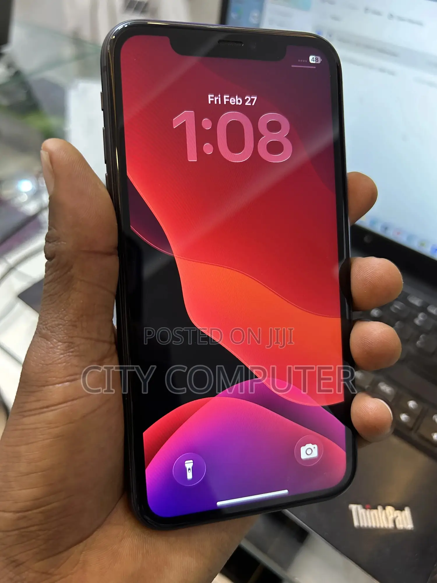 New Apple iPhone 11 64 GB Black