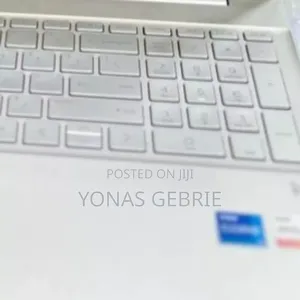 New Laptop HP Pavilion 15 8GB Intel Core i5 SSD 512GB