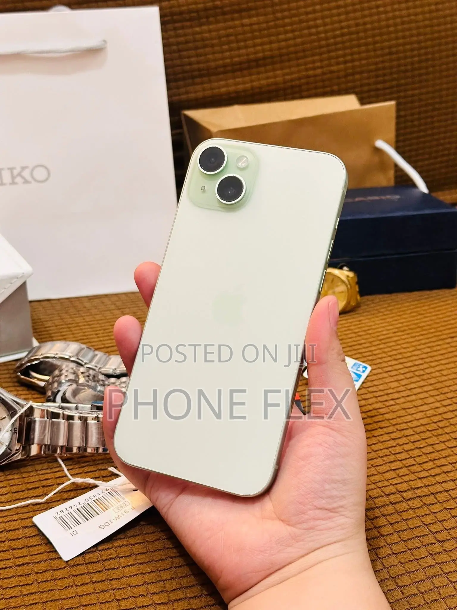 New Apple iPhone 15 128 GB White