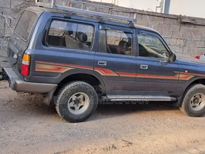 Toyota Land Cruiser 1990 Gray