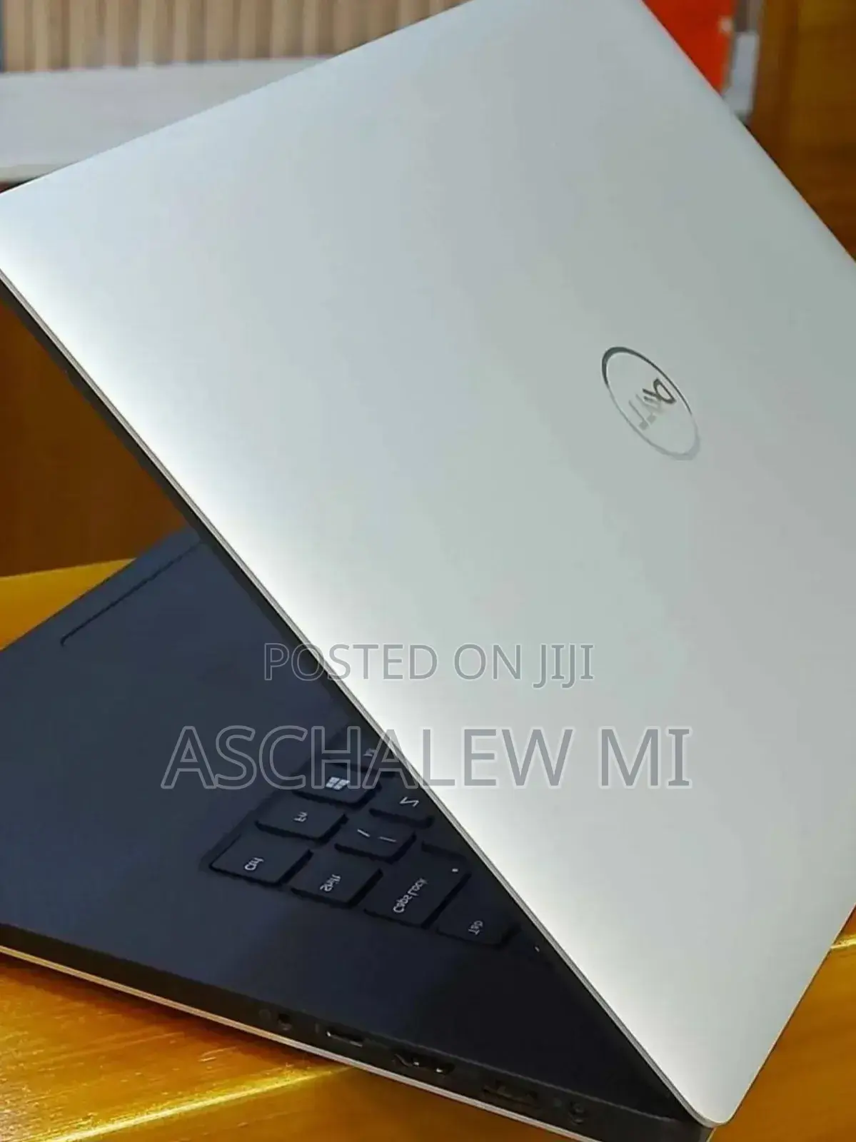 New Laptop Dell XPS 15 16GB Intel Core i5 SSD 512GB