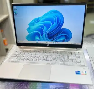 New Laptop HP Pavilion 15 8GB Intel Core i5 SSD 512GB