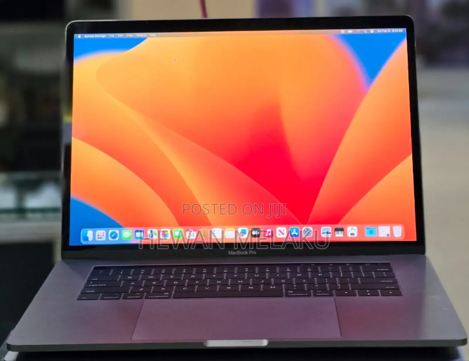 New Laptop Apple MacBook Pro 2017 16GB Intel Core i7 SSD 512GB