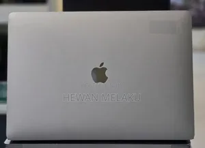 New Laptop Apple MacBook Pro 2017 16GB Intel Core i7 SSD 512GB