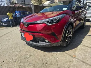 Toyota C-HR 2021 Red