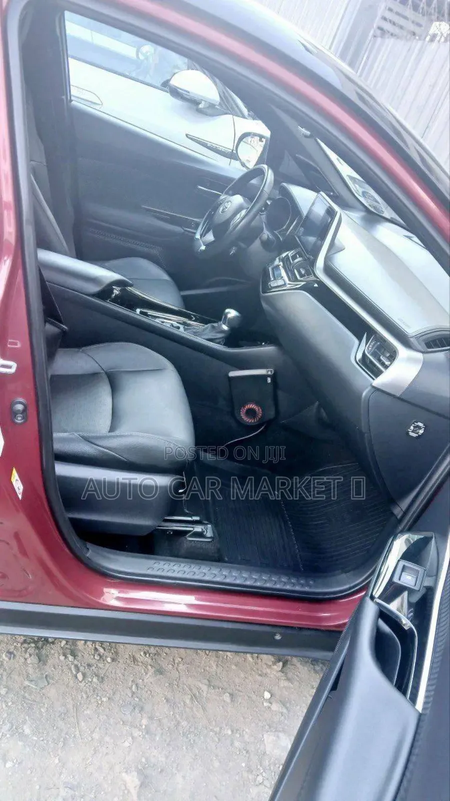 Toyota C-HR 2021 Red