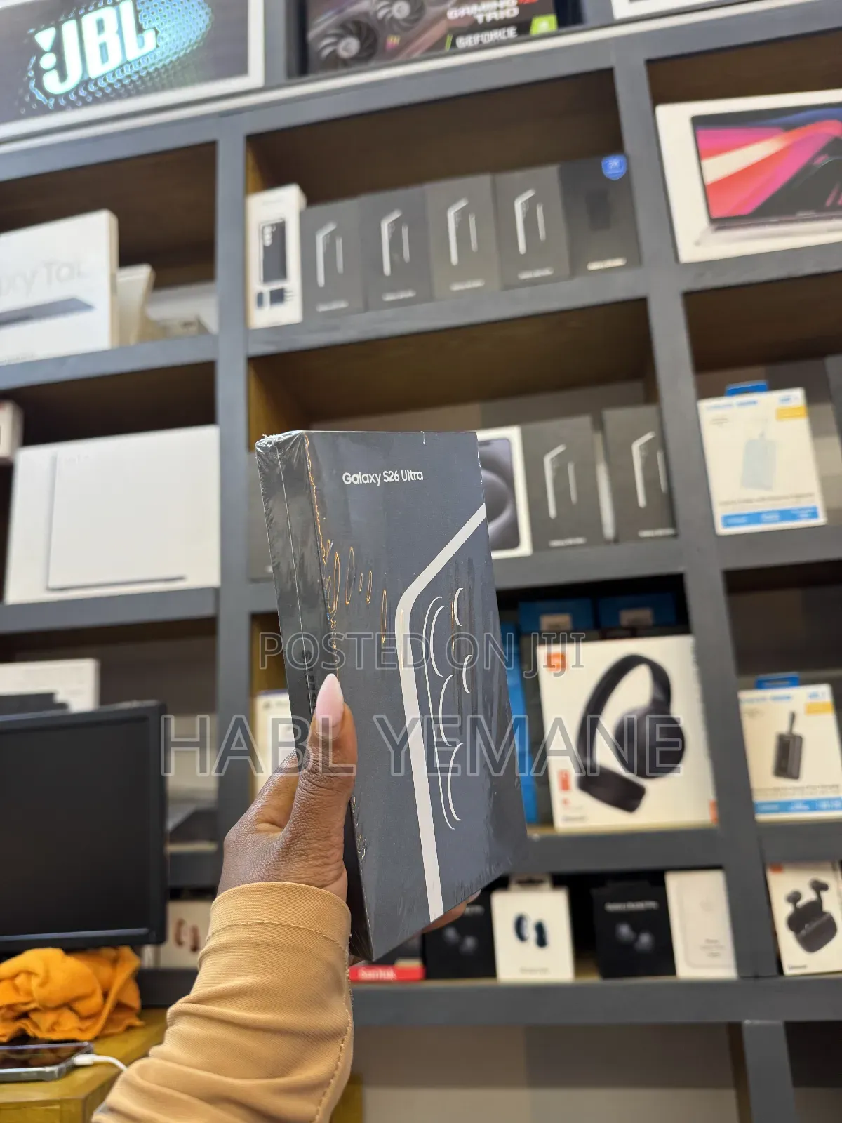 New Samsung Galaxy s26 256 GB