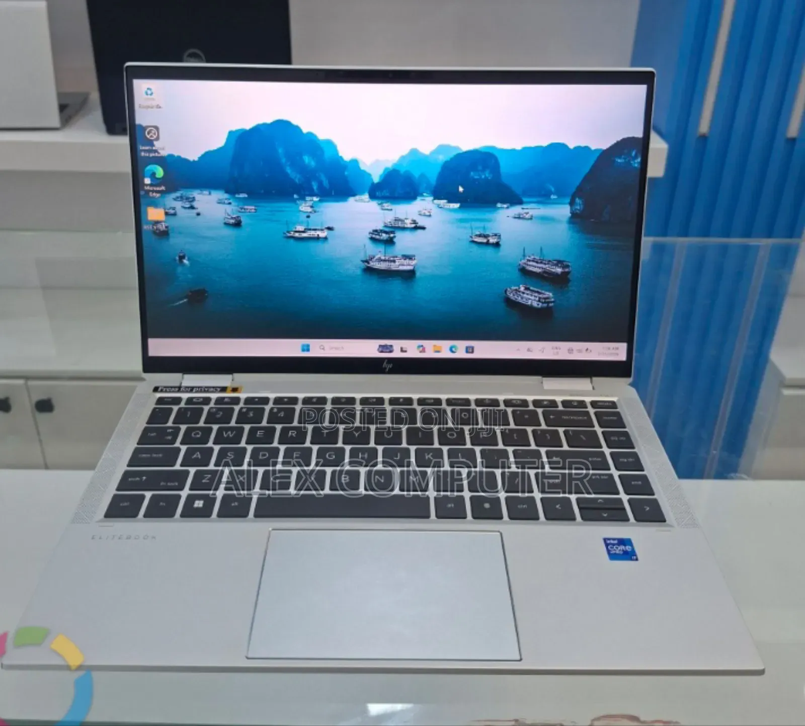 New Laptop HP EliteBook 1040 G8 16GB Intel Core i7 SSD 512GB