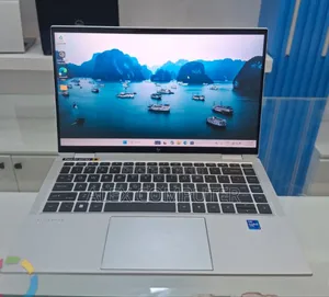New Laptop HP EliteBook 1040 G8 16GB Intel Core i7 SSD 512GB