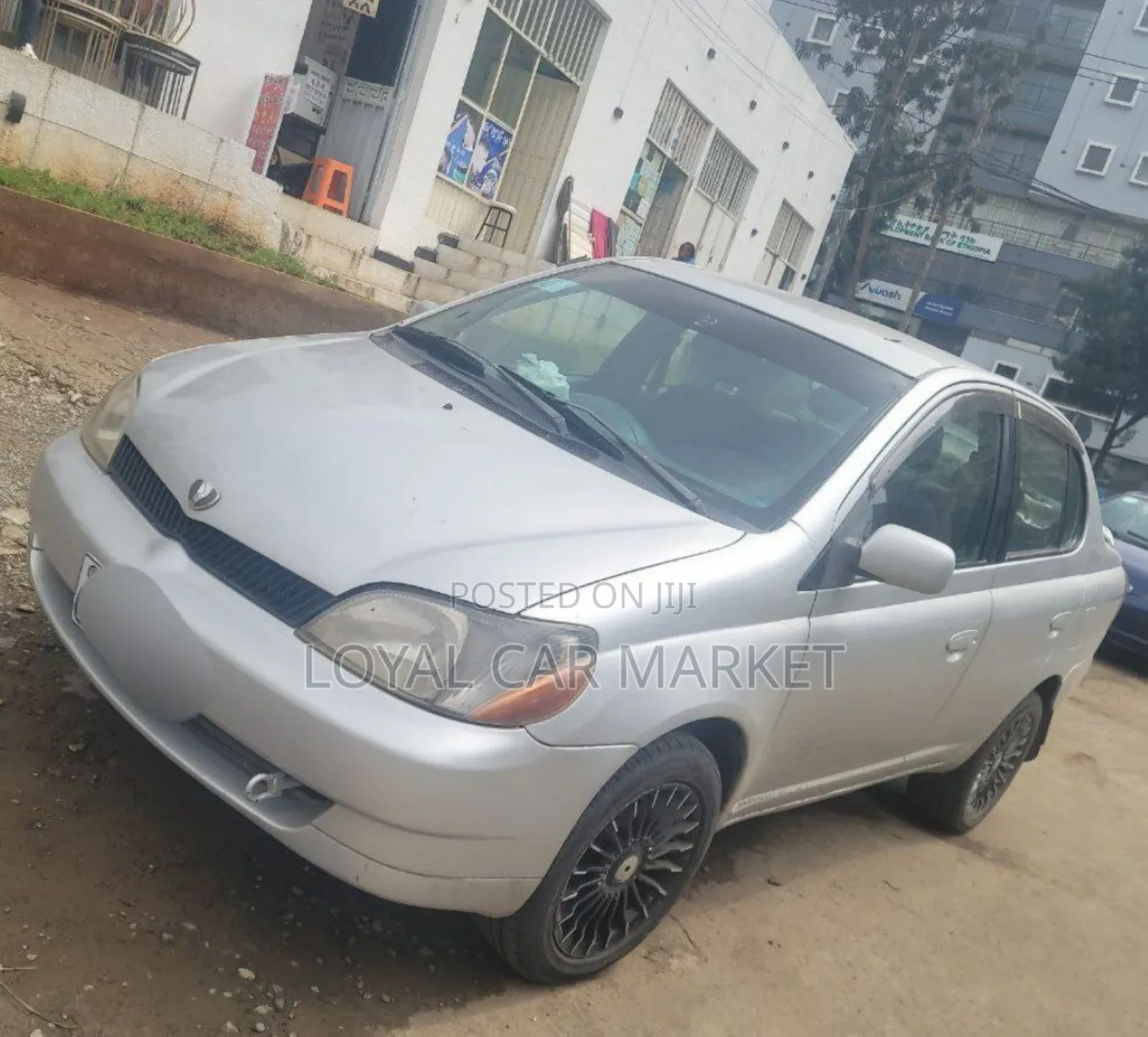 Toyota Platz 2001 Silver