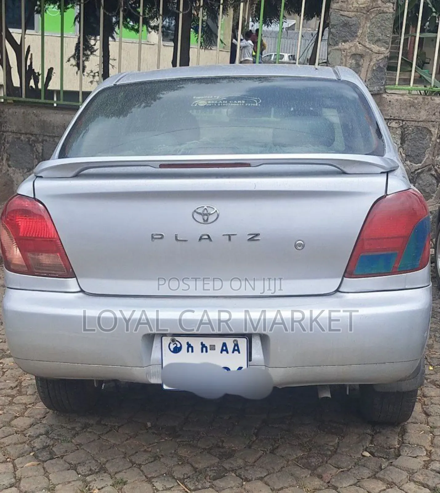 Toyota Platz 2001 Silver