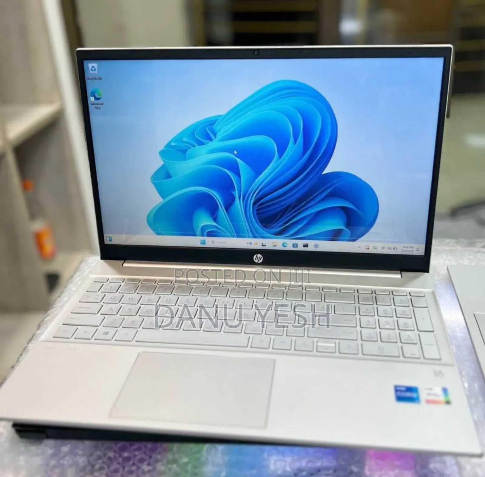 New Laptop HP Pavilion 15 8GB Intel Core i5 SSD 512GB