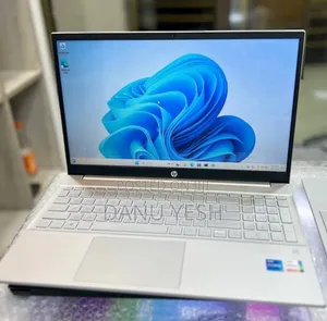New Laptop HP Pavilion 15 8GB Intel Core i5 SSD 512GB