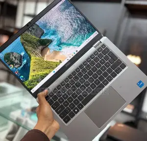 New Laptop Dell Latitude 5330 16GB Intel Core i5 SSD 512GB