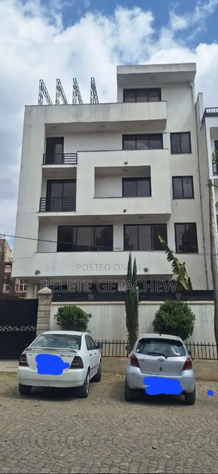 9bdrm House in Semit, B+G+3 Luxury, Bole for sale