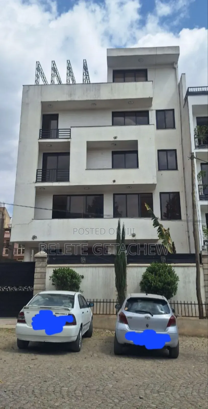 9bdrm House in Semit, B+G+3 Luxury, Bole for sale