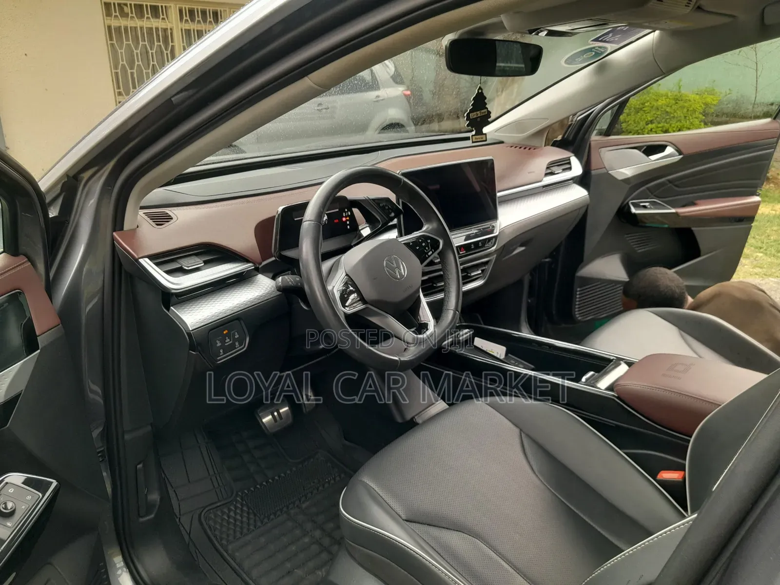 Volkswagen ID.6 2022 Gray