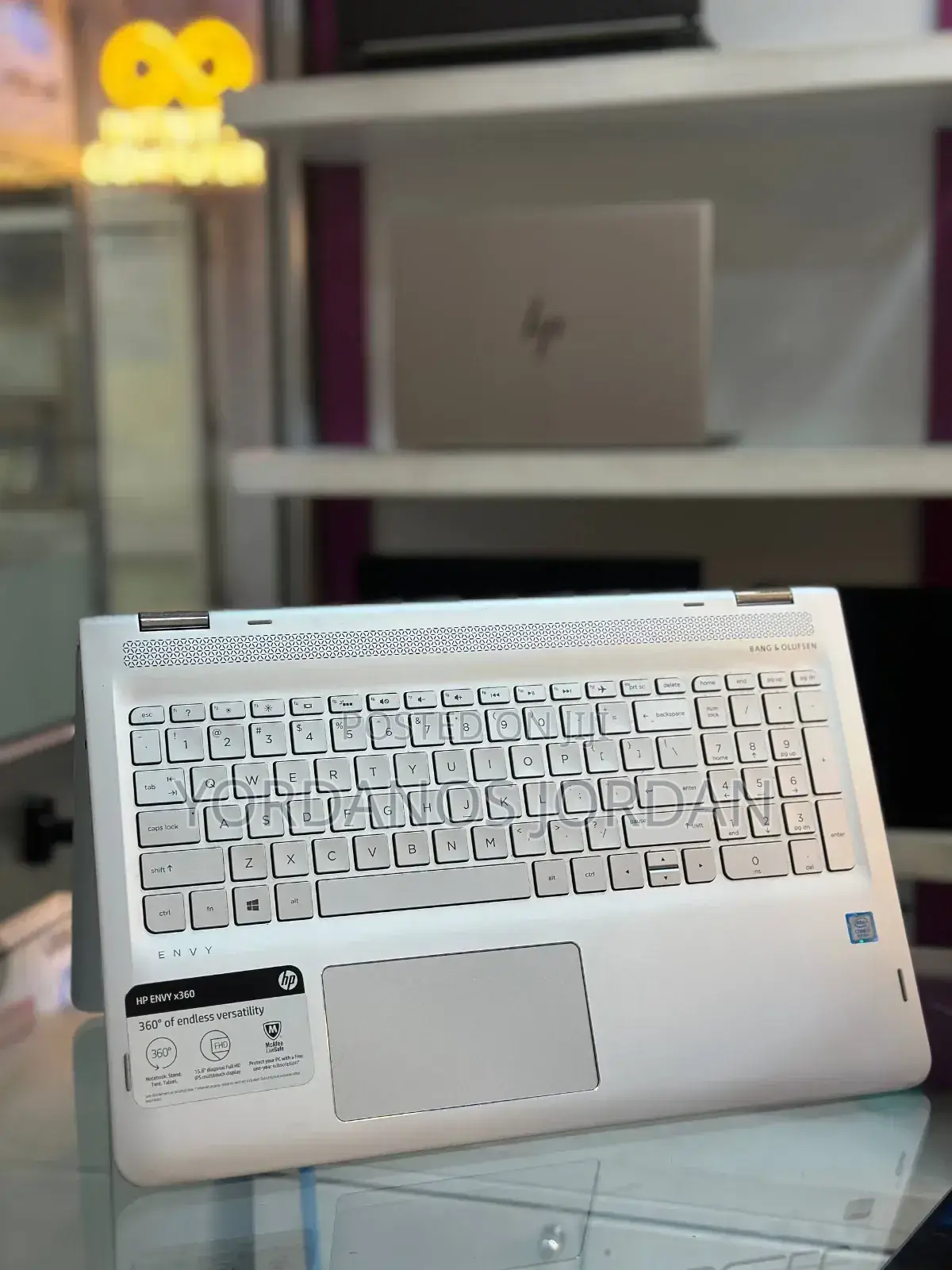 New Laptop HP Envy X360 8GB Intel Core i7 SSD 256GB