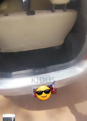 Toyota Yaris 2010 Silver