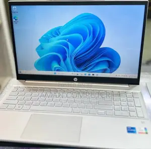 New Laptop HP Pavilion 15 8GB Intel Core i5 SSD 512GB