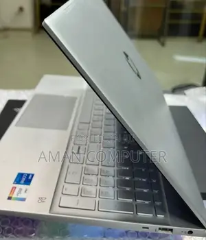 New Laptop HP Pavilion 15 8GB Intel Core i5 SSD 512GB